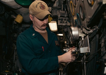 USS Devastator Maintenance