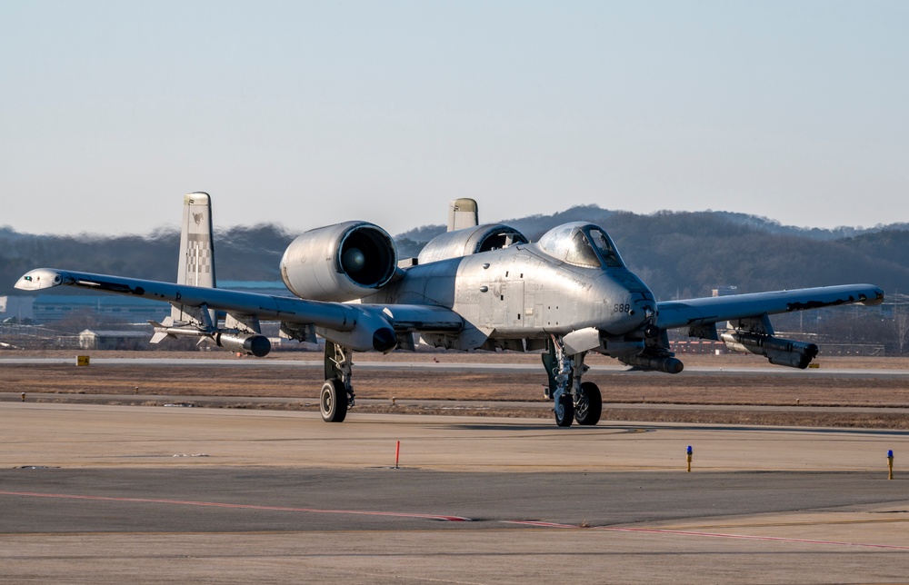 25th Fighter Squadron takes to the Skies