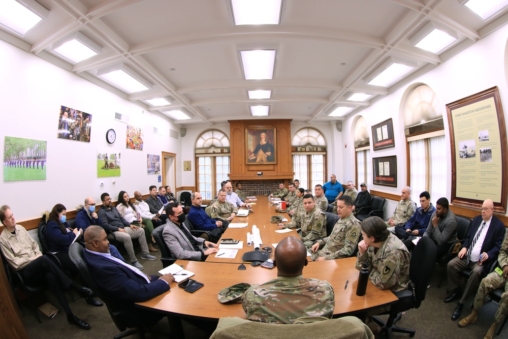USARNORTH Personnel visit USAG Fort Hamilton