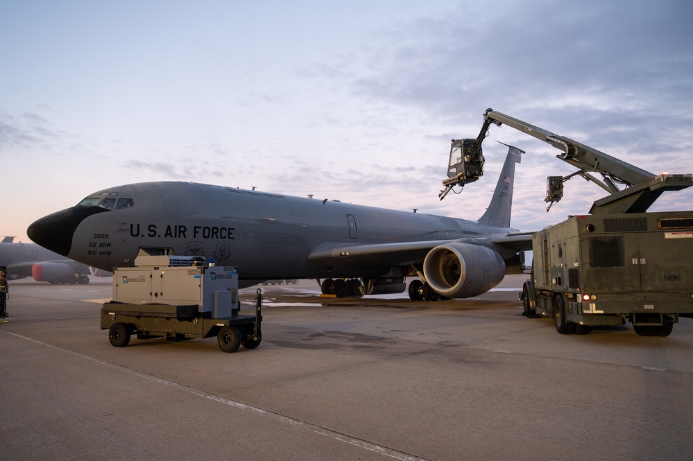 Stratotanker de-icing