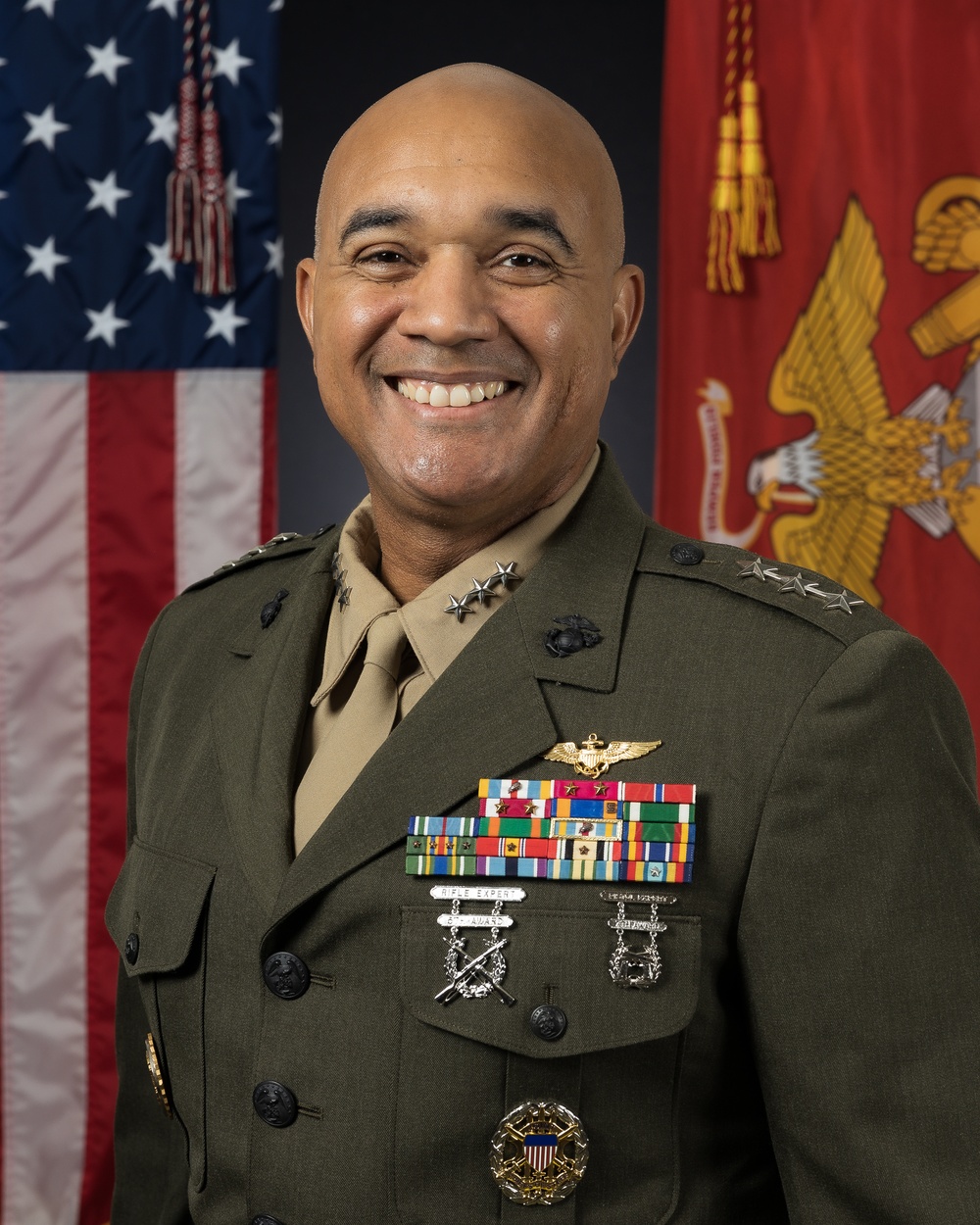 Official Portrait: U.S. Marine Corps Lieutenant General Brian W. Cavanaugh