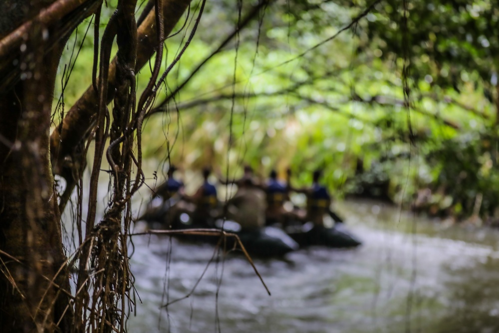 25th Infantry Division Artillery (DIVARTY) Best By Test Waterborne Operations