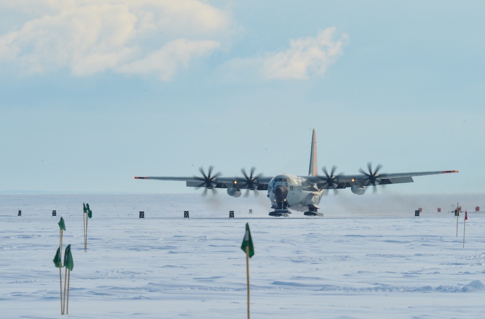 LC-130 Hercules Operation Deep Freeze