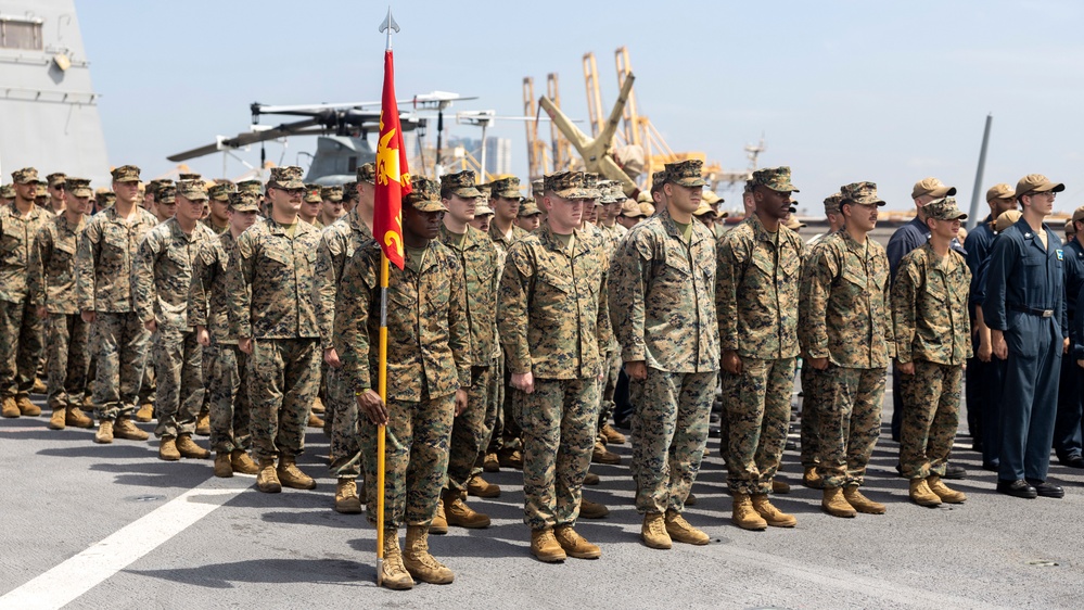 USS Anchorage Sailors and Marines Strengthen Partnership with