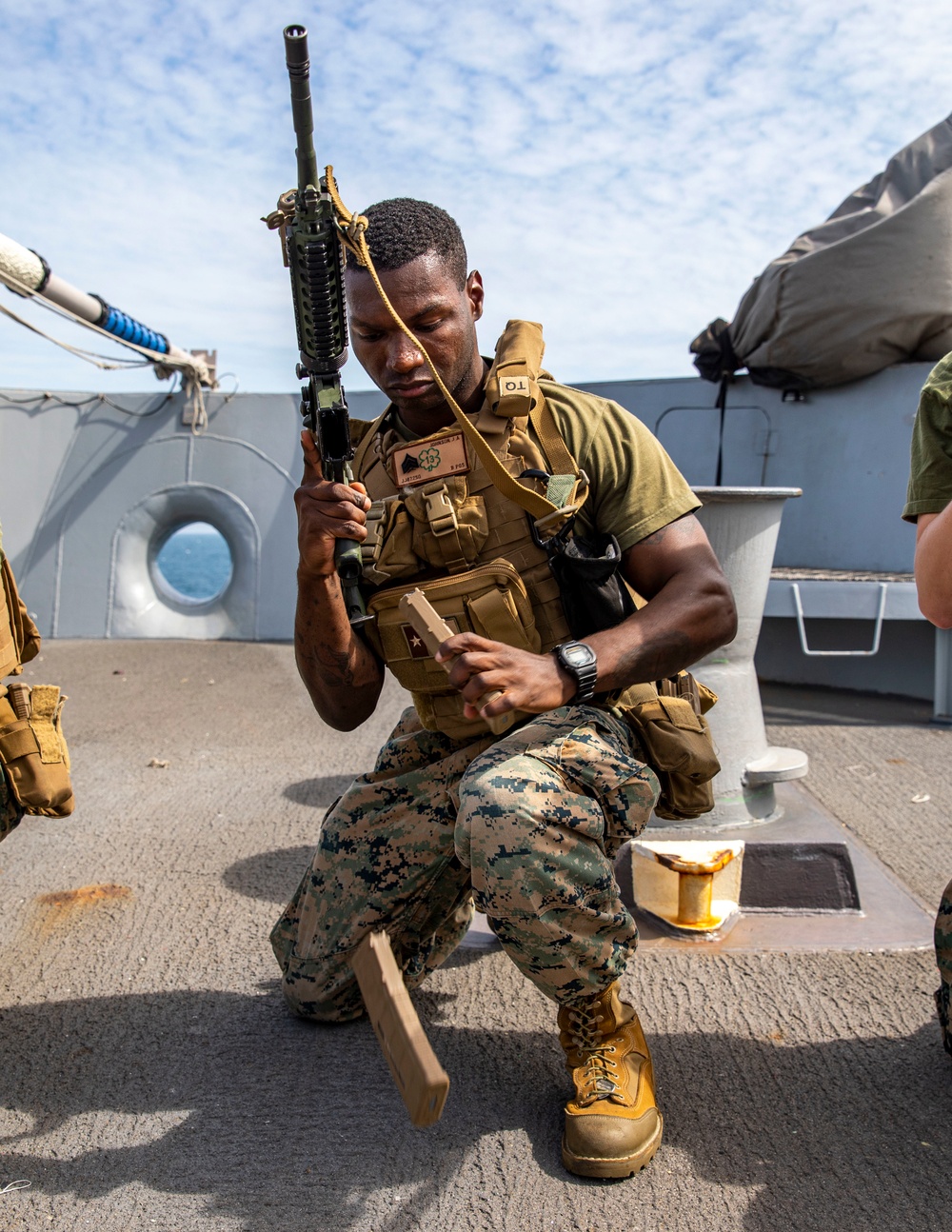 BLT 2/4 &amp; CLB 13 Speed Reload Training aboard USS Anchorage