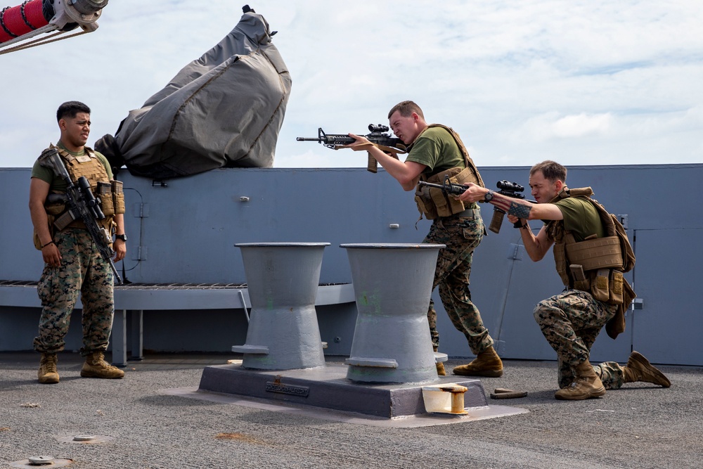 BLT 2/4 &amp; CLB 13 Speed Reload Training aboard USS Anchorage