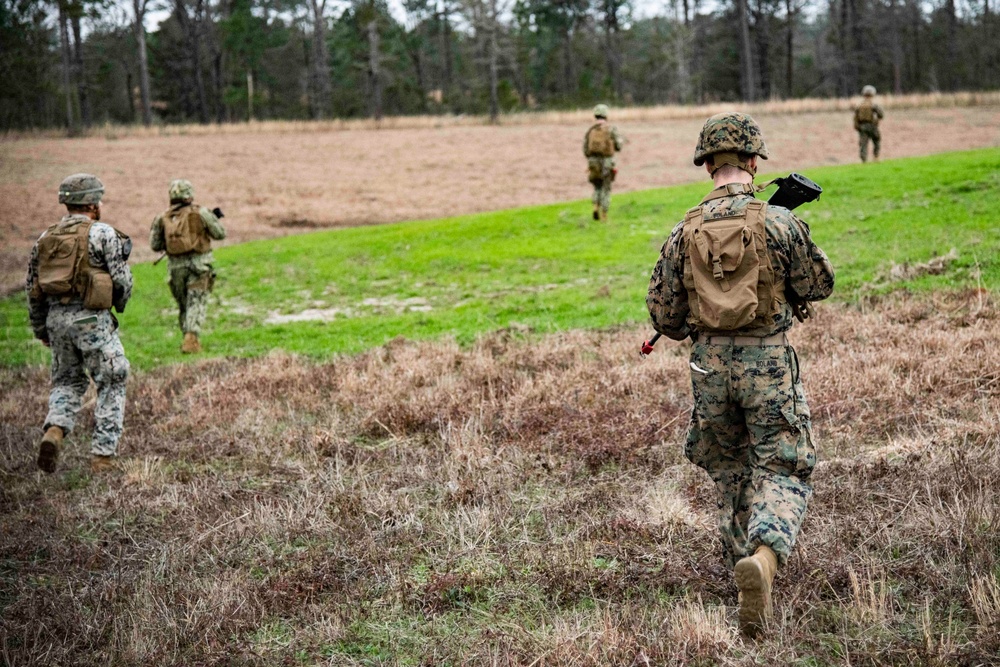 dvids-images-nmcb-133-conducts-a-field-training-exercise-image-8-of-8