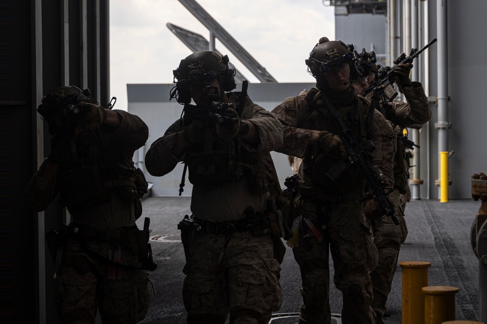 VBSS aboard the USS Miguel Keith