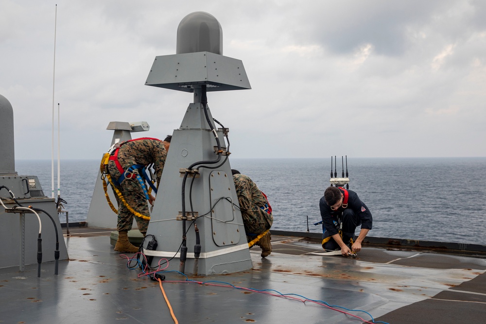 13th MEU Kymeta Satellite Communication Tear Down