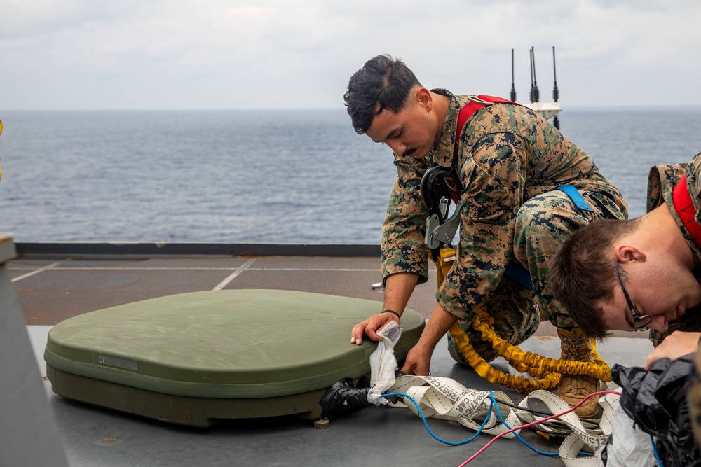 13th MEU Kymeta Satellite Communication Tear Down