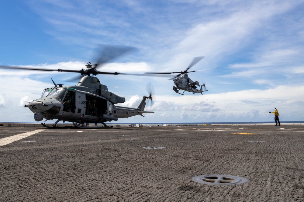 13th MEU Hoist Exercise