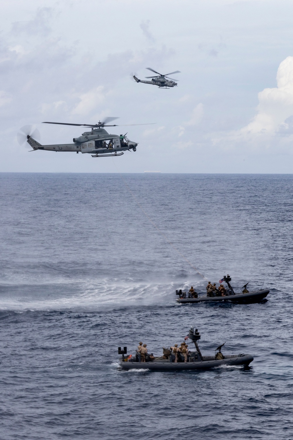 13th MEU Hoist Exercise