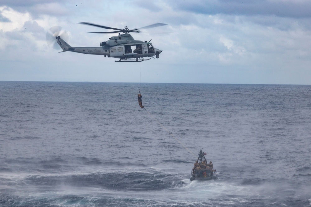 13th MEU Hoist Exercise