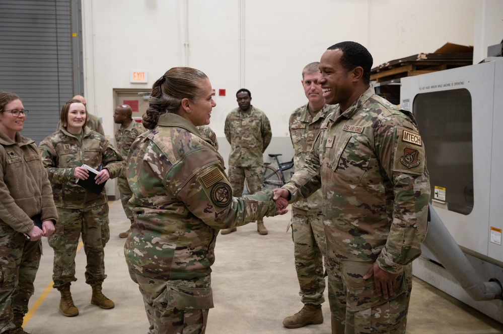 HAF director of logistics visits Wolf Pack, assesses unit needs