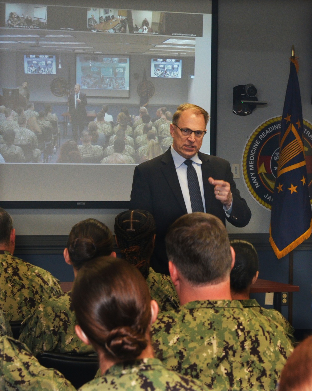 Defense Health Agency Visits Naval Hospital Jacksonville