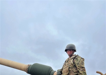 43-year-old mother, teacher fulfills Army dream