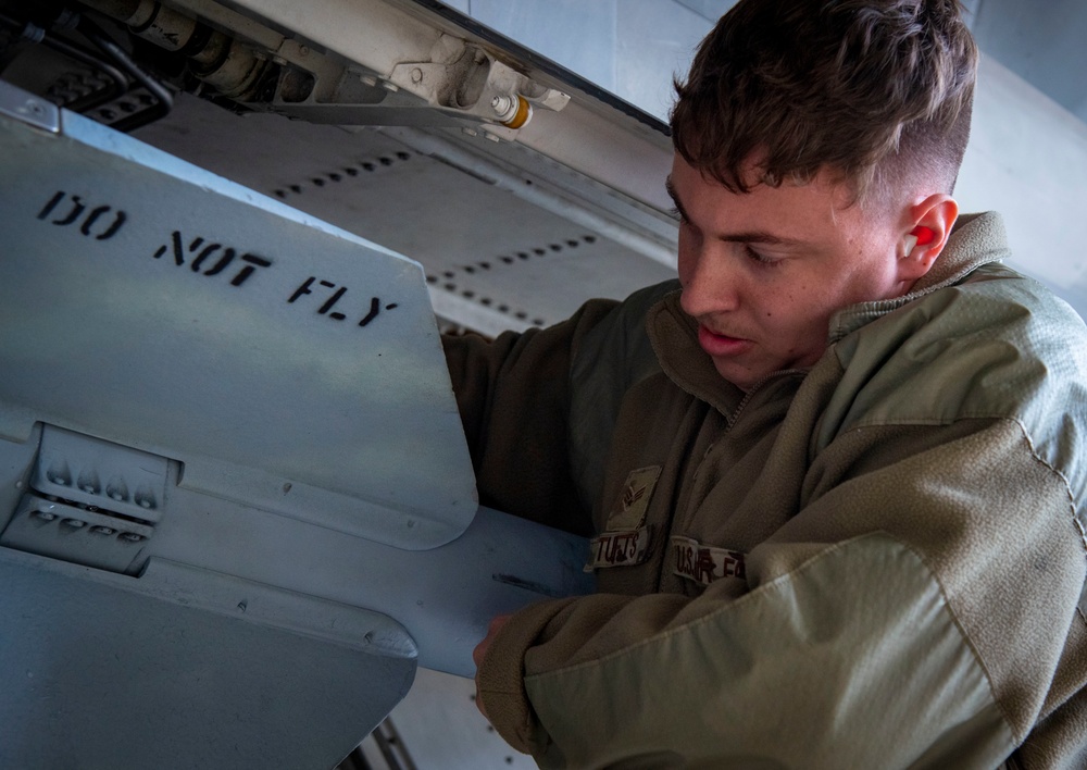 F-22 Annual Weapons Load Competition