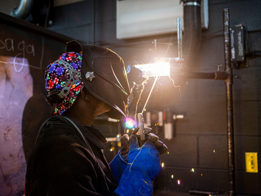 AFRICOM International Students Learn Welding Techniques in NAVSCIATTS Welding Class
