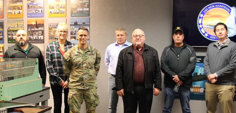 CMT visits submarine shipyard, gains insight