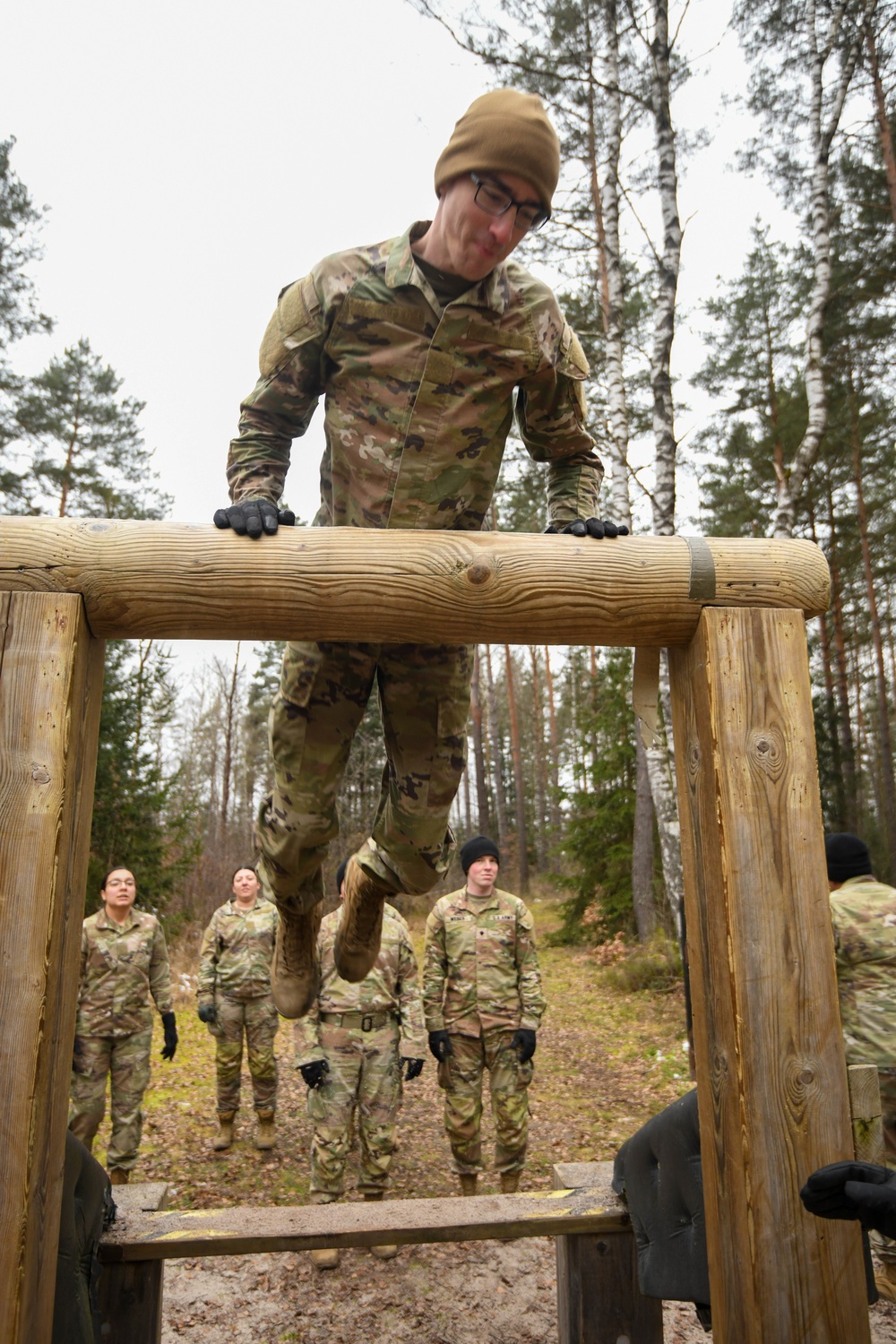 DVIDS - Images - 307th Military Intelligence Brigade conquers obstacle ...