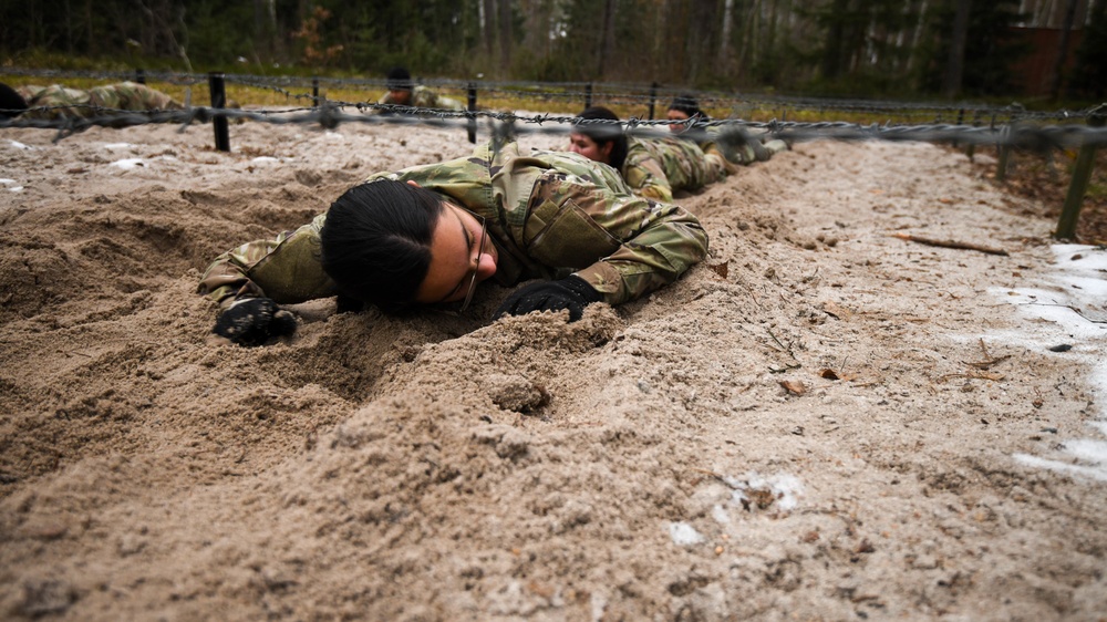 DVIDS - Images - 307th Military Intelligence Brigade conquers obstacle ...