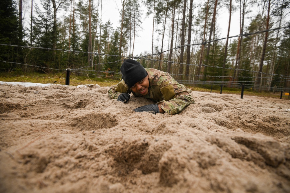 307th Military Intelligence Brigade conquers obstacle course