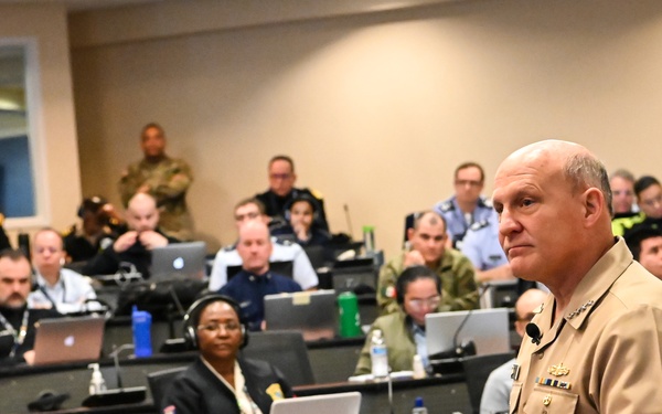 U.S. Chief of Navy Operations speaks to IADC Class 62 Students  