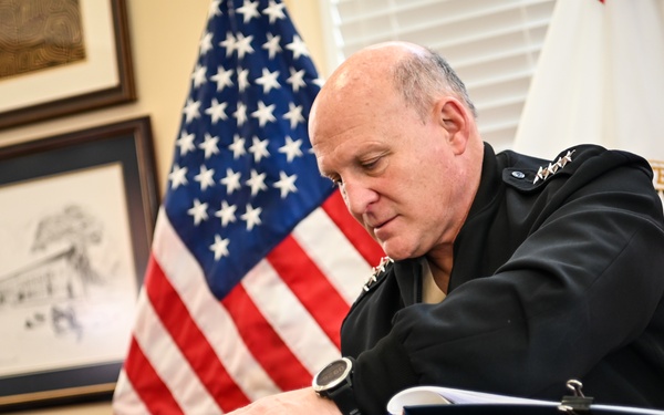 U.S. Chief of Navy Operations speaks to IADC Class 62 Students  