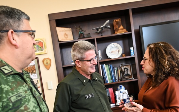 U.S. Chief of Navy Operations speaks to IADC Class 62 Students  