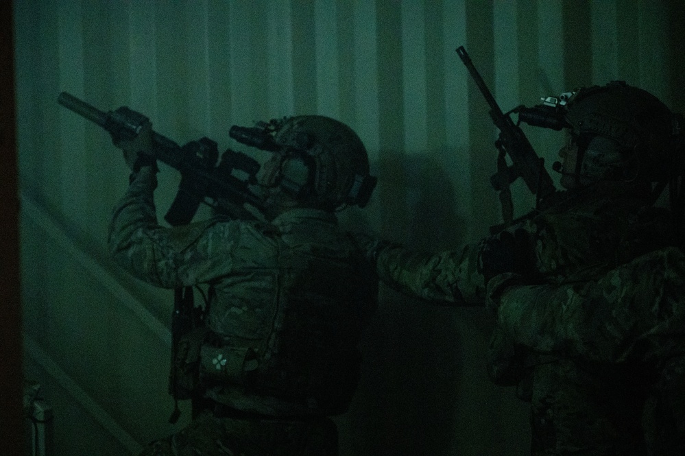 Special Tactics operators conduct training