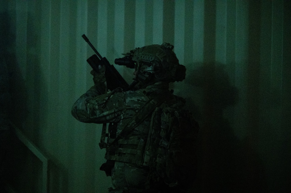 Special Tactics operators conduct training