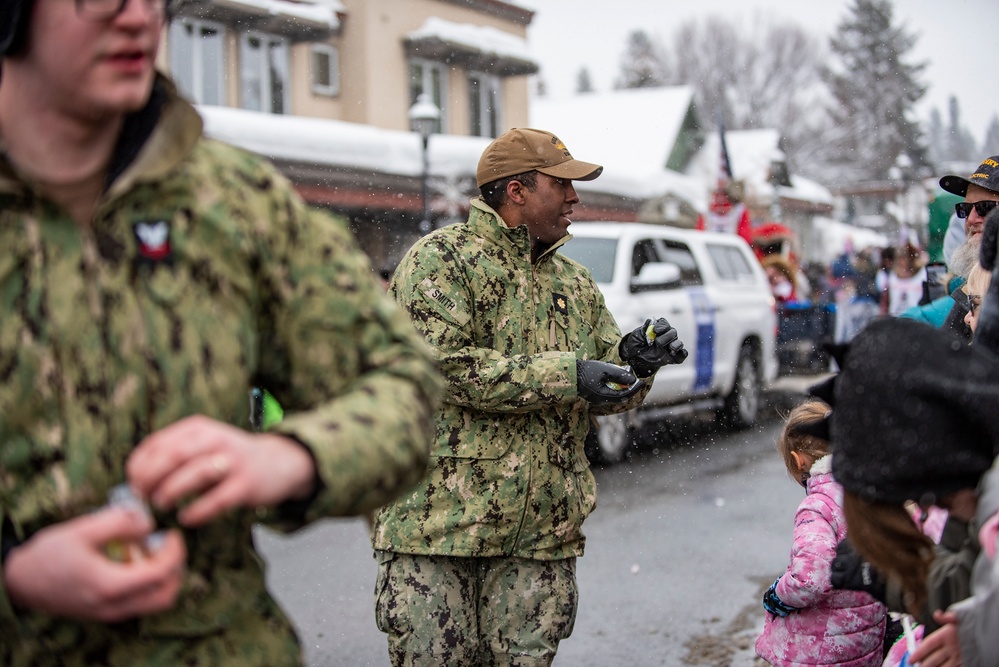 U.S. Navy Sailors assigned to the USS IDAHO submarine visit Idaho