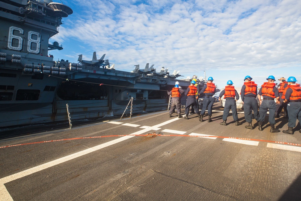 Chung-Hoon Underway Replenishment with Nimitz