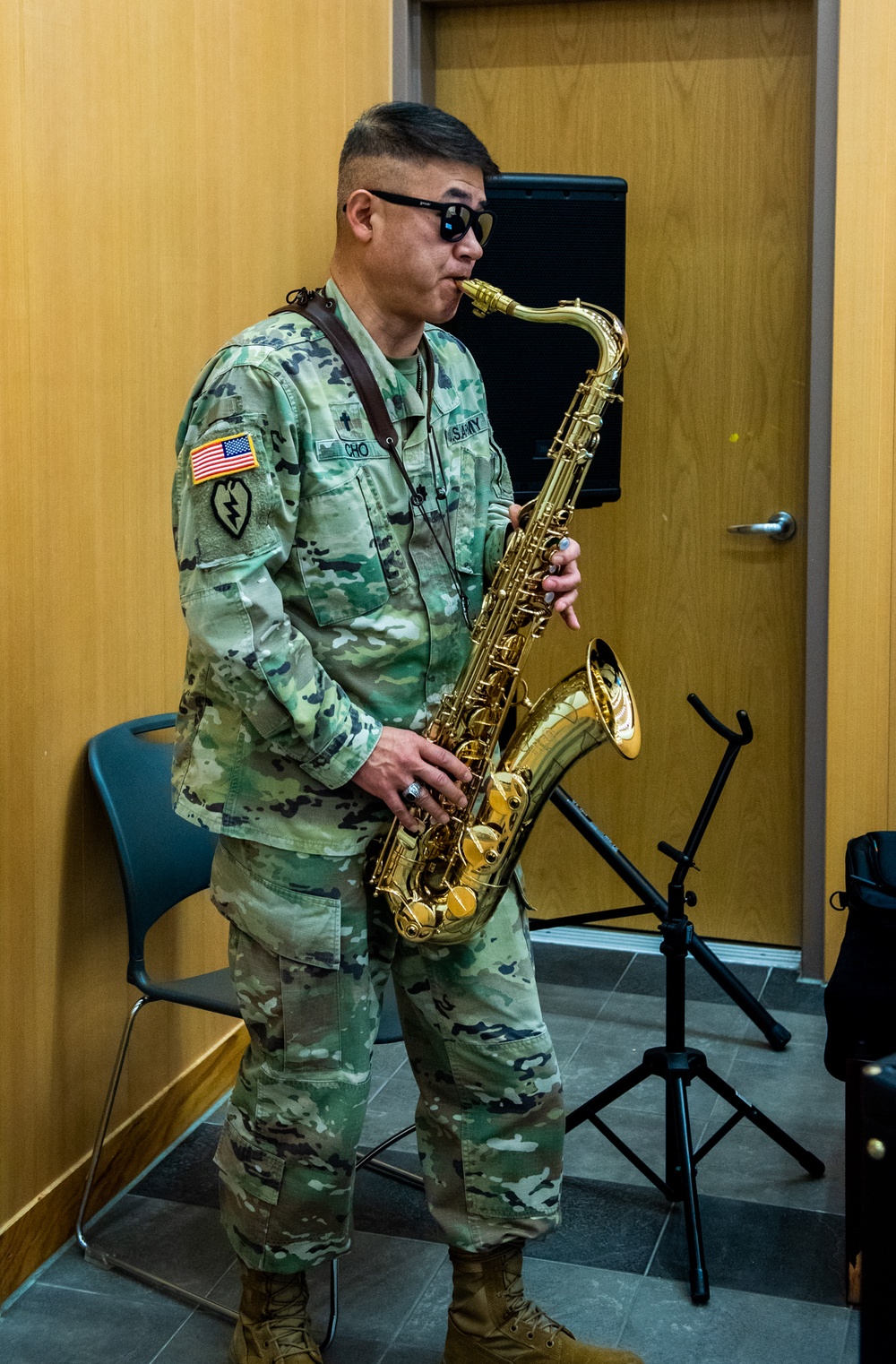 United States Army Garrison Humphreys parishioners pray for the heart of the nation