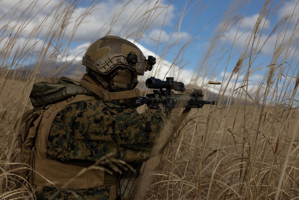 Fuji Viper 23.2: V34 Marines conduct Squad Attacks