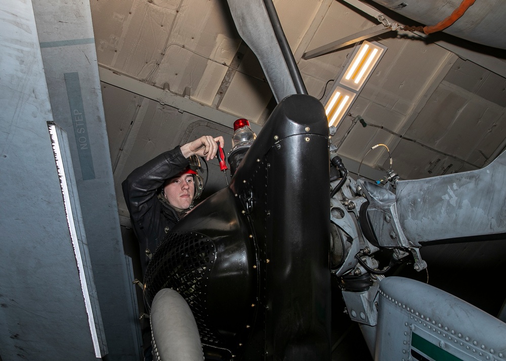 Daily Operations Aboard USS George H.W. Bush (CVN 77)