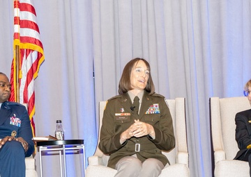 Military Panel Discusses Military Health System with Civilian Healthcare Executives