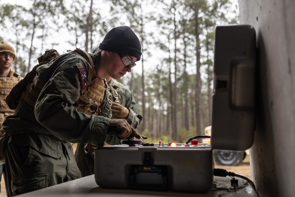 Combat Logistics Battalion 24 EOD Exploitation Range with EOD Airman with EOD 6 Civil Engineer Squadron