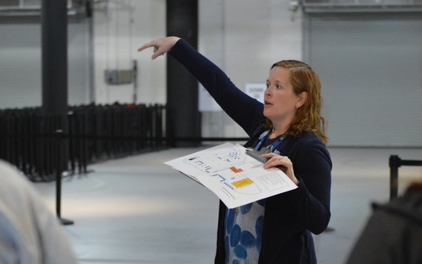 Naval Museum conducts volunteer training for LEGO shipbuilding event