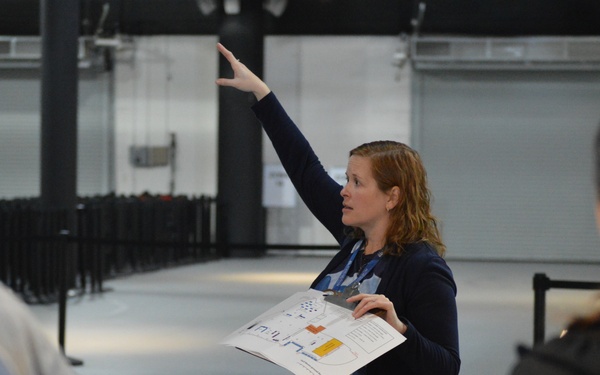 Naval Museum conducts volunteer training for LEGO shipbuilding event