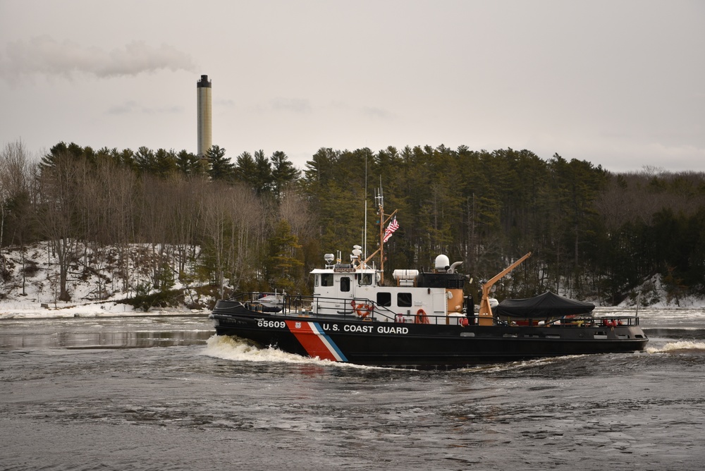 Coast Guard Cutter Shackle breaks ice