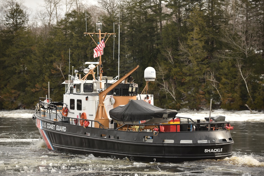 Coast Guard Cutter Shackle breaks ice