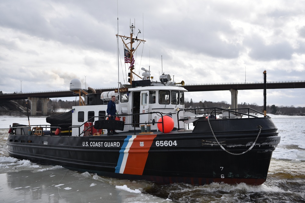 Coast Guard Cutter Shackle breaks ice