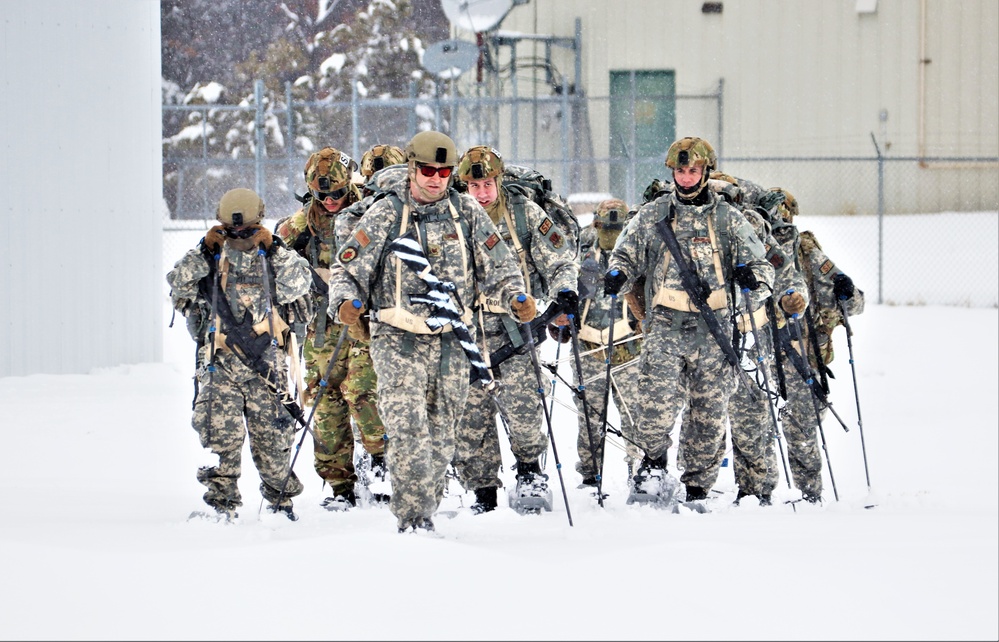 Airmen train in cold-weather operations, tactics, skills at Fort McCoy