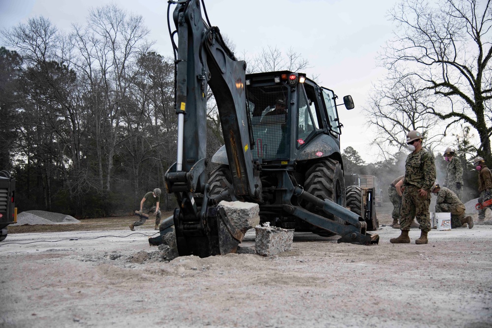 NMCB 133 Conducts a Field Training Exercise