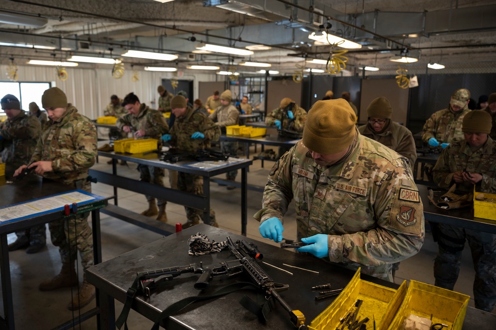 Outside the Wire students execute Shoot, Move and Communicate tactics training