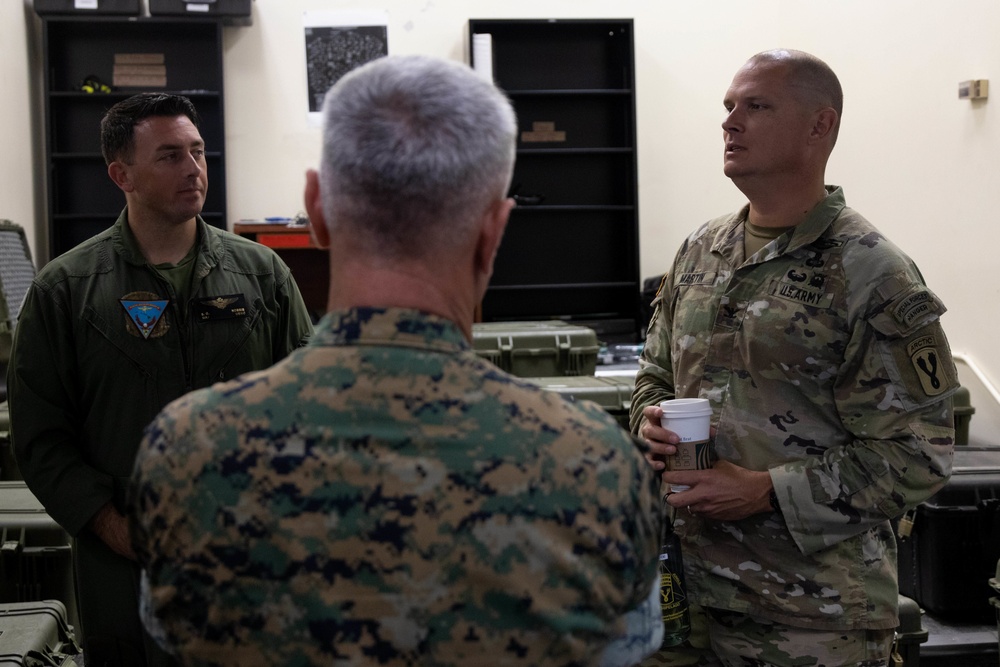 196th Infantry Brigade Commanding Officer visits MAG-24 Combat Operations Center During MCCRE