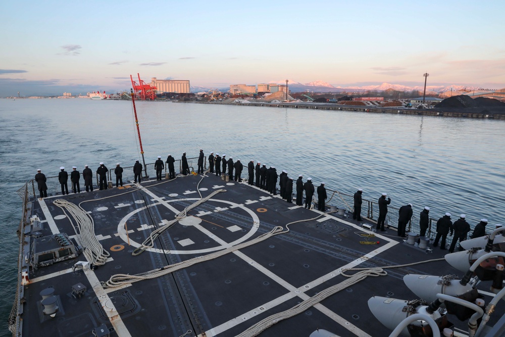 USS Rafael Peralta (DDG 115) Arrives in Tomakomai, Japan for a Scheduled Port Visit