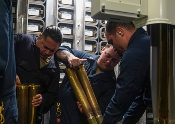 USS Oakland Gets Underway From Changi Naval Base