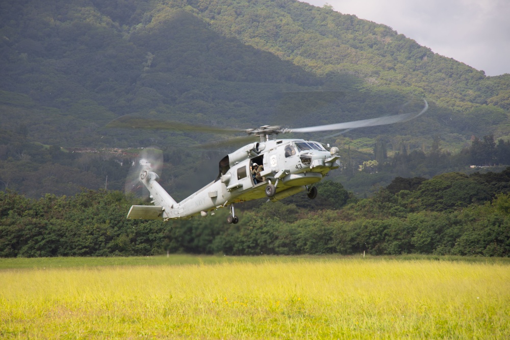 Marine Air Control Squadron 4, Navy, and Air Force conduct joint expeditionary air traffic control operations